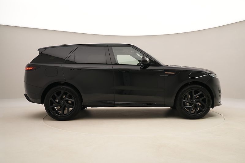 Land Rover Range Rover Sport (2026) D300 DYNAMIC SE AWD  - fotka 13 z 67