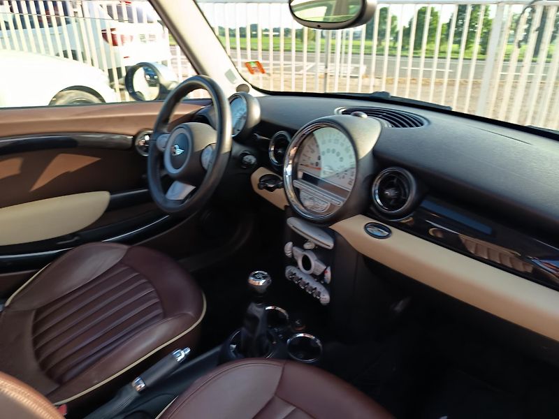 Mini Clubman (2008) 1.6 88kw - fotka 45 z 51