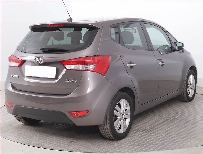 Hyundai ix20 (2014) 1.6 CVVT, Serv.kniha, Kůže - fotka 5 z 16