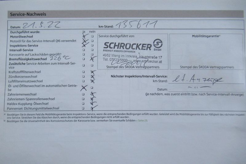 Škoda Octavia 2.0 TDI DSG AUT. KLIMA TAŽNÉ - fotka 29 z 31
