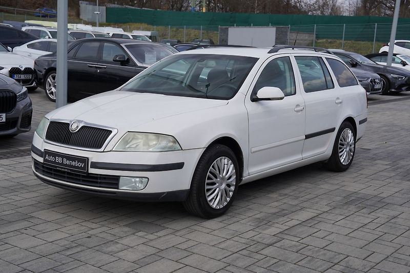 Škoda Octavia 1.6 FSI/116PS/Elegance/kůže/ČR - fotka 2 z 39