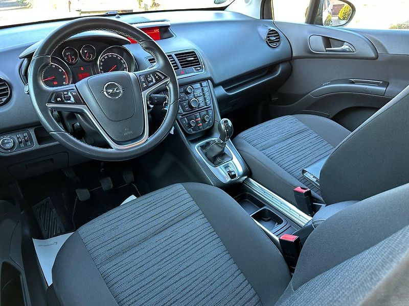 Opel Meriva (2015) 1.4 Turbo 88kw - fotka 15 z 22
