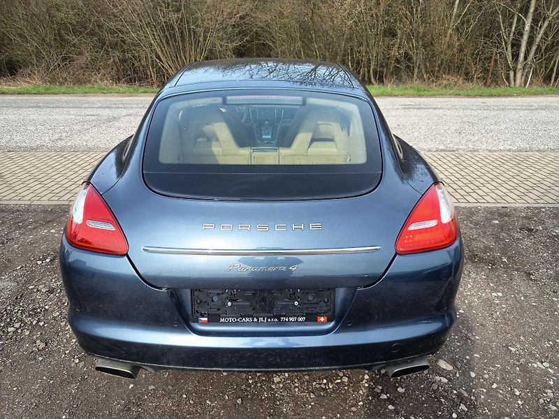 Porsche Panamera (2010) 3.6 220kw 4x4 Top!!! - fotka 20 z 60