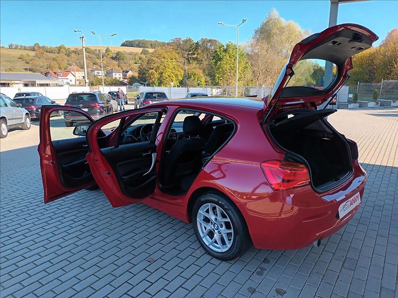 BMW Řada 1 1,5 118i,100kw,ČR,AT, - fotka 10 z 38