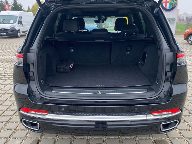 Jeep Grand Cherokee (2025) Summit Reserve 2,0(280kW)BA+EL - fotka 9 z 39