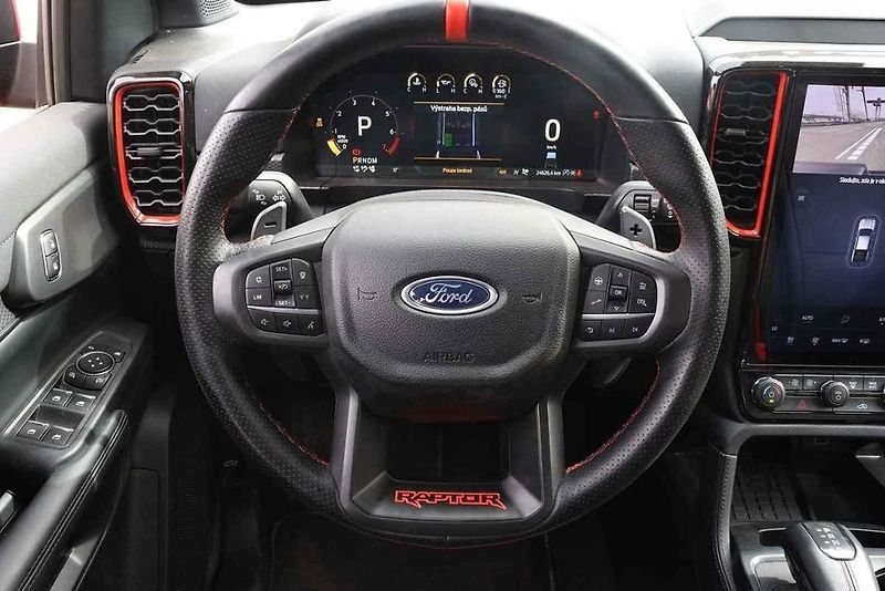 Ford Ranger Raptor versus Dongfeng DF6.