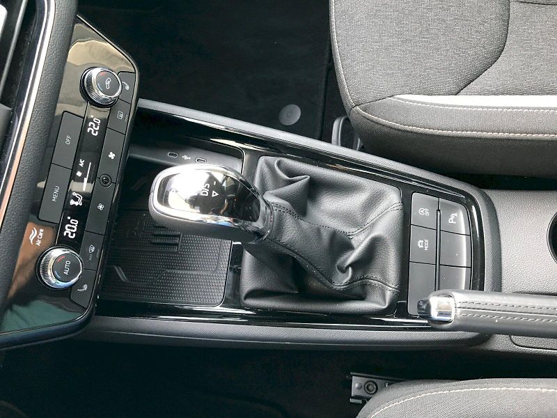 Škoda Kamiq (2024) SELEC TSI 110/1.5 A7F - fotka 20 z 25