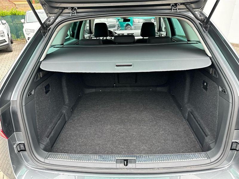 Škoda Superb 2,0TDi 110kW BUSINESS AMUNDSEN - fotka 19 z 21