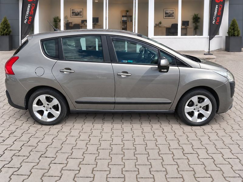 Peugeot 3008 1.6HDI 80kW - fotka 9 z 18