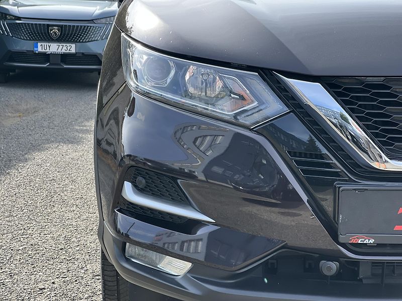 Nissan Qashqai 1.3DIG-T KAMERA PŮVOD ČR - fotka 35 z 40