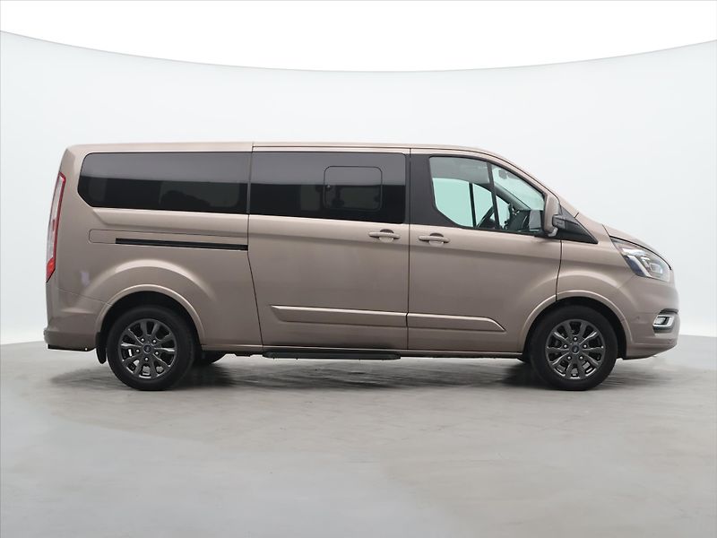 Ford Tourneo Custom 2,0 TDCi 136kW Titanium L2 Aut - fotka 8 z 31