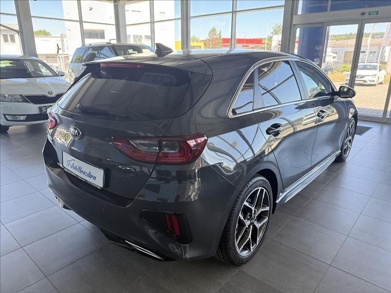 Kia Ceed 1,0   73kW,GTline, - fotka 6 z 25