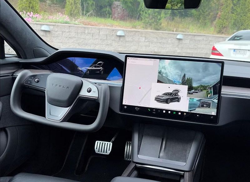 Tesla Model S LR AWD Vzduch Pano Tažné Kam - fotka 14 z 19