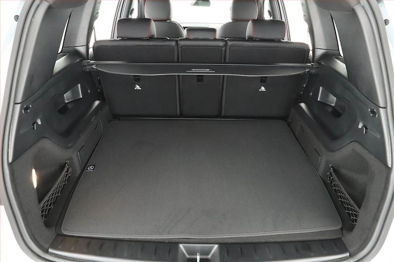Mercedes-Benz GLB (2025) 200 d - fotka 19 z 20
