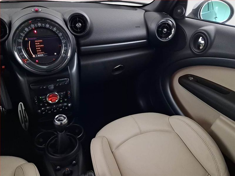 Mini Countryman (2014) Cooper SD, Navi, Xenony - fotka 8 z 20