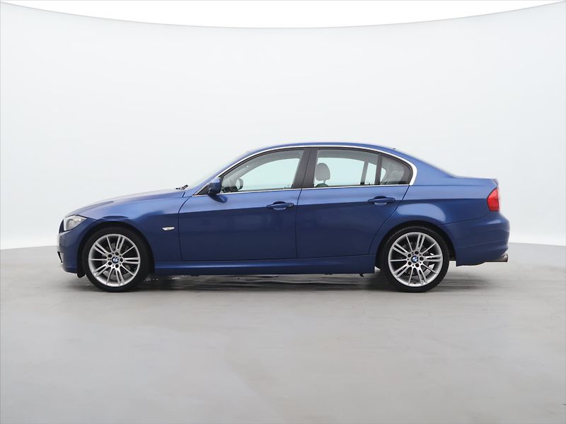 BMW Řada 3 3.0 325i 160kW Aut.klima - fotka 4 z 25