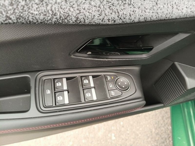 Renault Clio (2026) techno TCe 115 - fotka 12 z 19