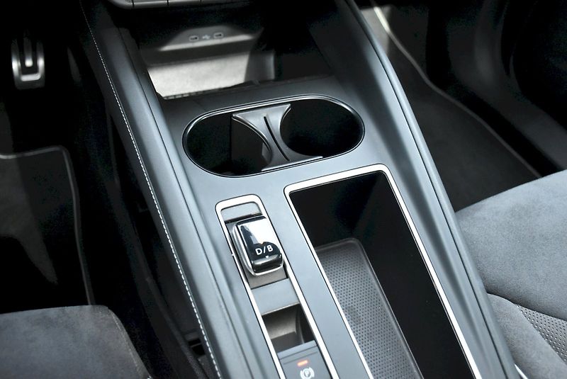 Škoda Enyaq (2025) 85 Sportline 210kW ADVANCED Pa - fotka 25 z 35