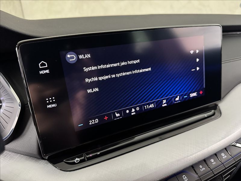 Škoda Octavia 2,0 TDi  DSG Tour Virtual LED - fotka 38 z 45