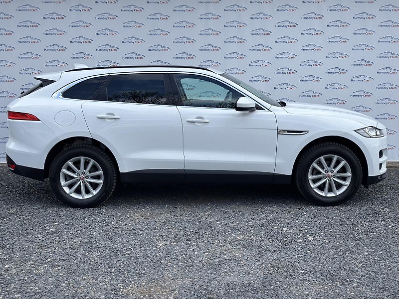 Jaguar F-Pace (2017) 2.0 AWD, 132kW,1.majitel, DPH - fotka 4 z 24
