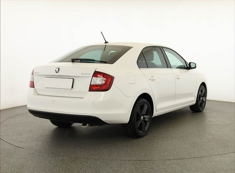 Škoda Rapid (2018) Style 1.0 TSI, Xenony - fotka 5 z 18