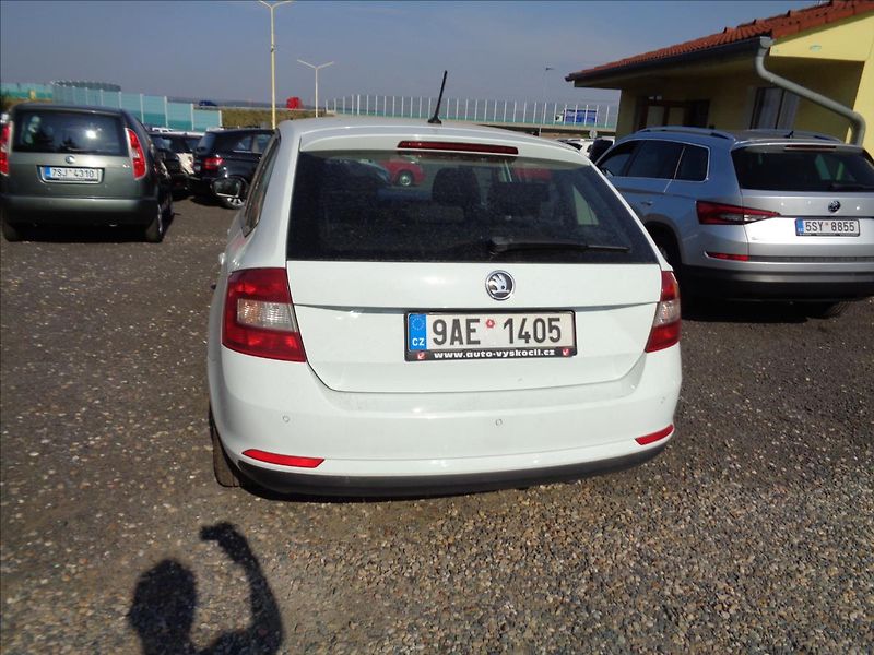 Škoda Rapid 1,2 - fotka 4 z 13