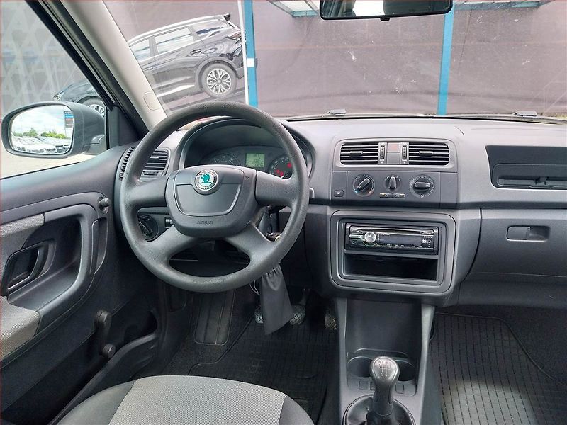 Škoda Fabia (2011) 1.2, Serv.kniha, Tažné - fotka 7 z 12