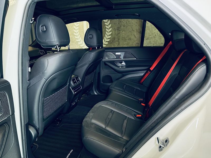 Mercedes-Benz GLE (2024) 53 AMG*4M*ZÁRUK*CARBON*MASÁŽ* - fotka 36 z 48