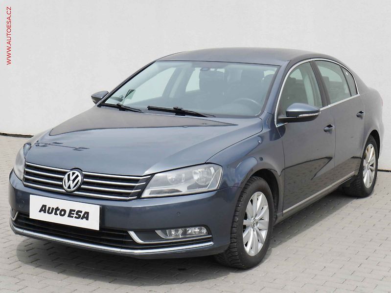 Volkswagen Passat (2013) 1.6TDi, Comfortline - fotka 3 z 22