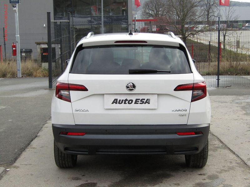 Škoda Karoq (2019) 2.0 TDi 4x4, ČR, Style, DSG - fotka 5 z 22