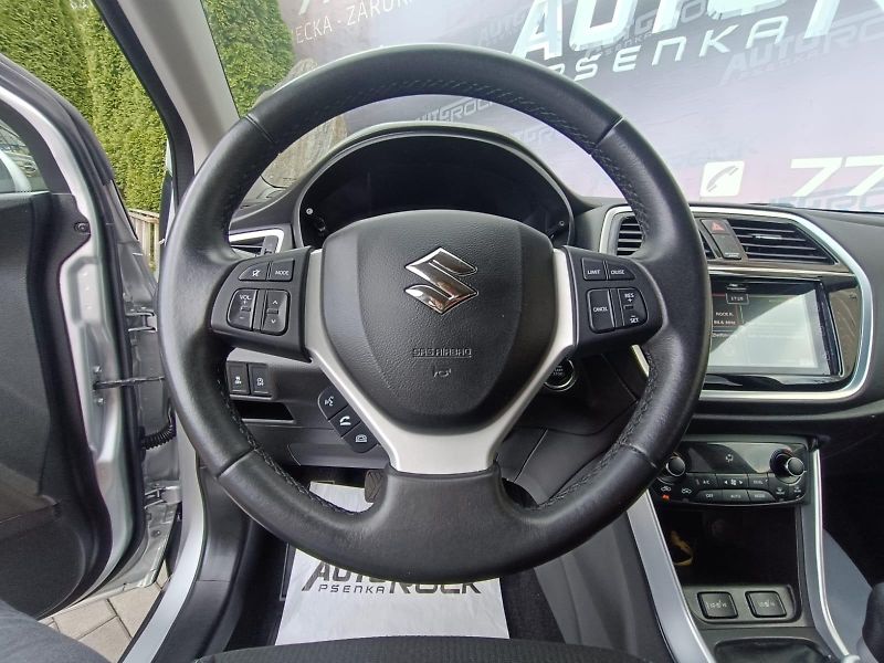 Suzuki SX4 S-Cross 1.4/103kW, COMFORT - fotka 24 z 37