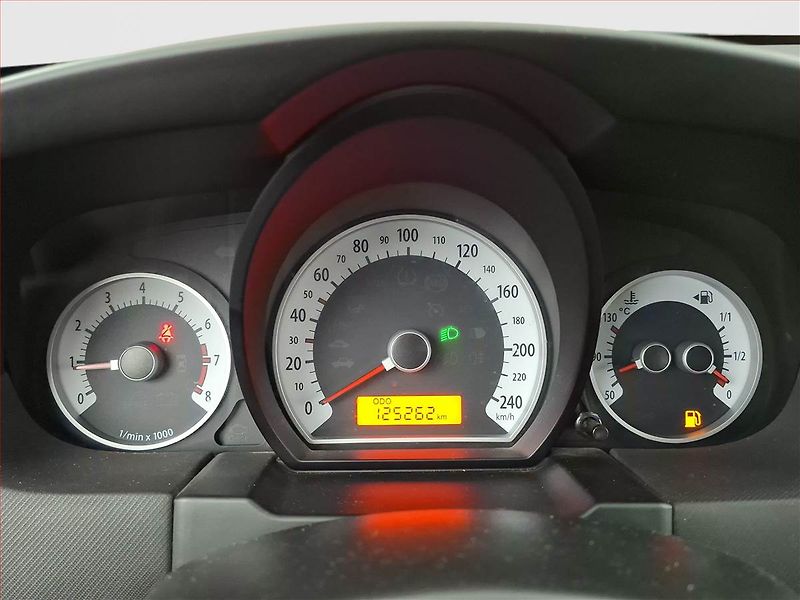 Kia Ceed (2009) 1.4 CVVT, ČR,1.maj - fotka 11 z 16