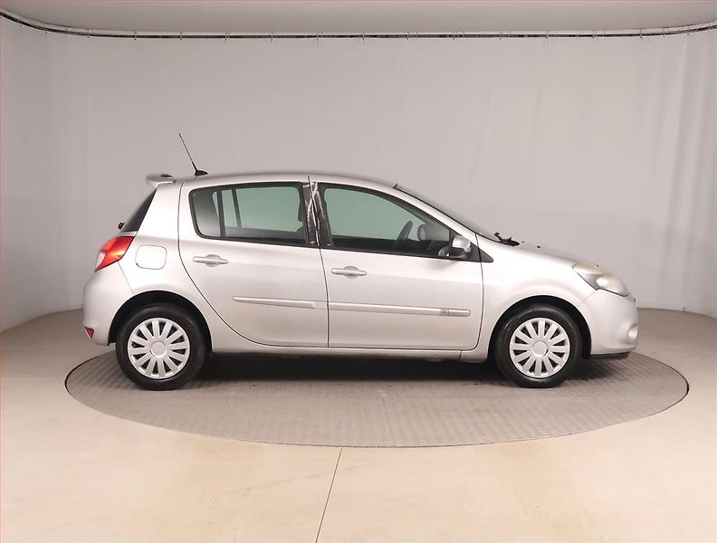 Renault Clio (2009) 1.2 16V , nová STK - fotka 6 z 15