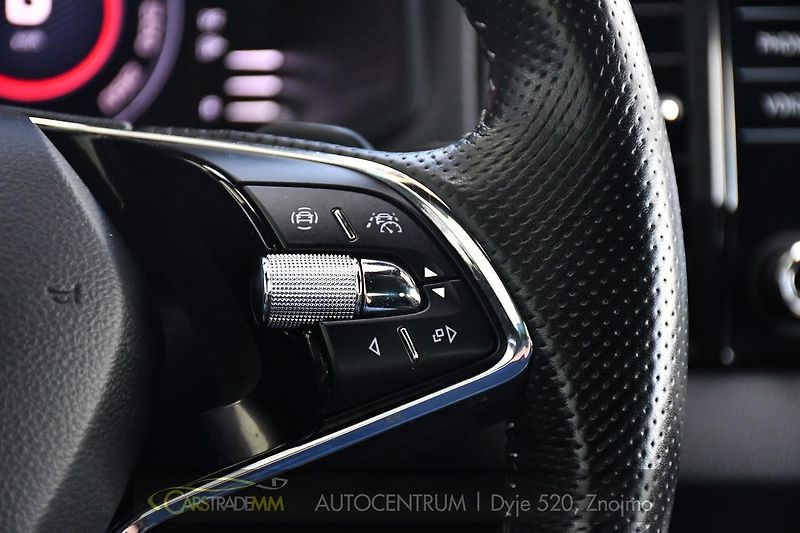 Škoda Karoq 2.0TDi SPORTLINE ACC  - fotka 30 z 51