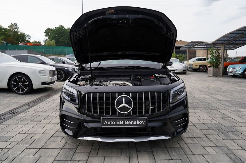 Mercedes-Benz GLB 35 AMG 4Matic/310 PS/ČR - fotka 9 z 49