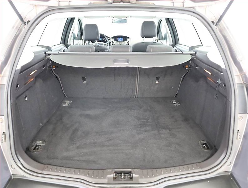 Ford Focus (2011) 1.6 TDCi, nová STK, Tažné - fotka 16 z 16