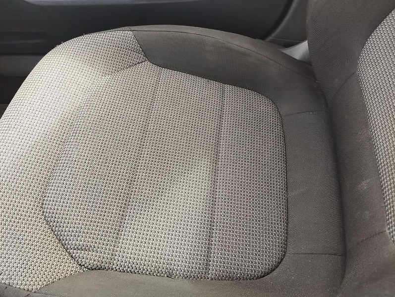 Volkswagen Passat (2011) 1.4 Tsi  SERVISKA - fotka 14 z 18