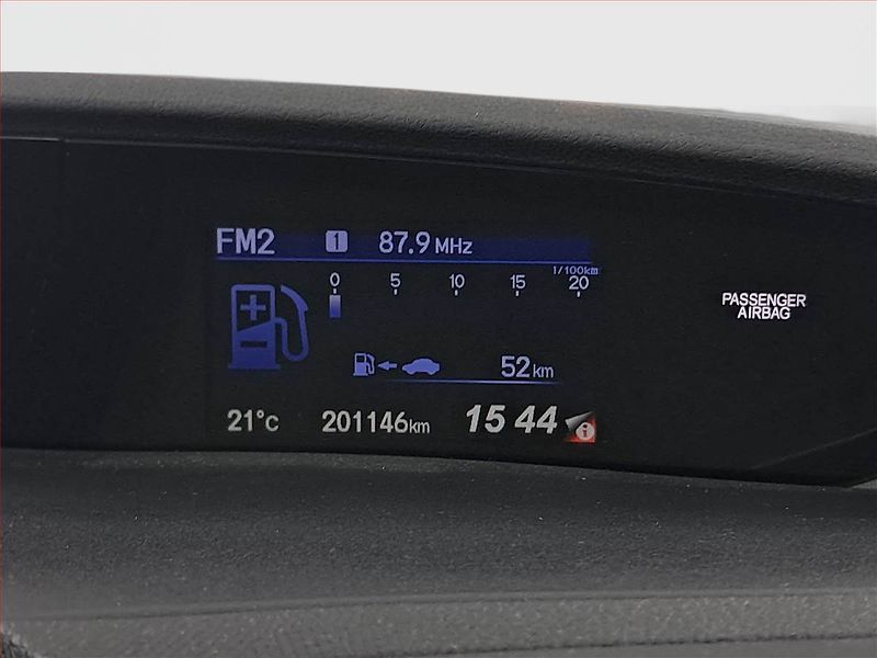 Honda Civic (2013) 1.8 i-VTEC, Tempomat - fotka 11 z 17