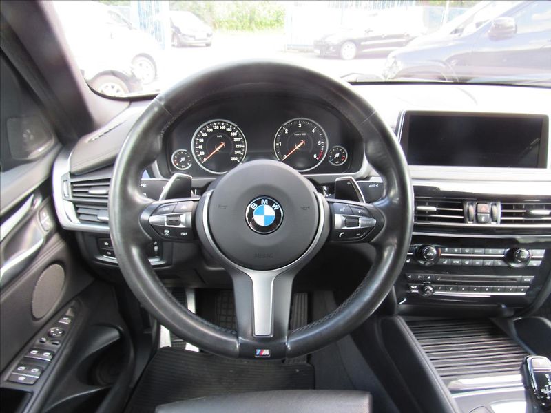 BMW X6 3,0 d xDrive30d 190kW - fotka 12 z 33