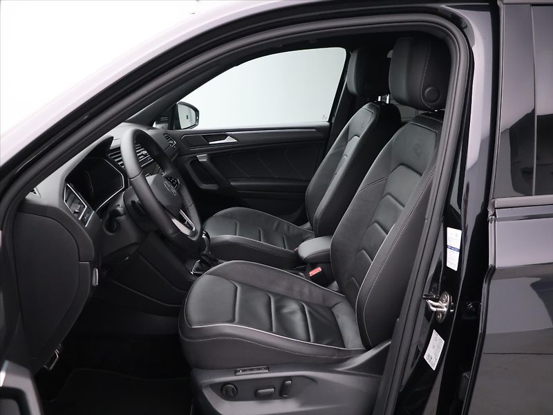 Volkswagen Tiguan Allspace 2,0 TDI R-line 4Motion DSG DPH - fotka 10 z 31