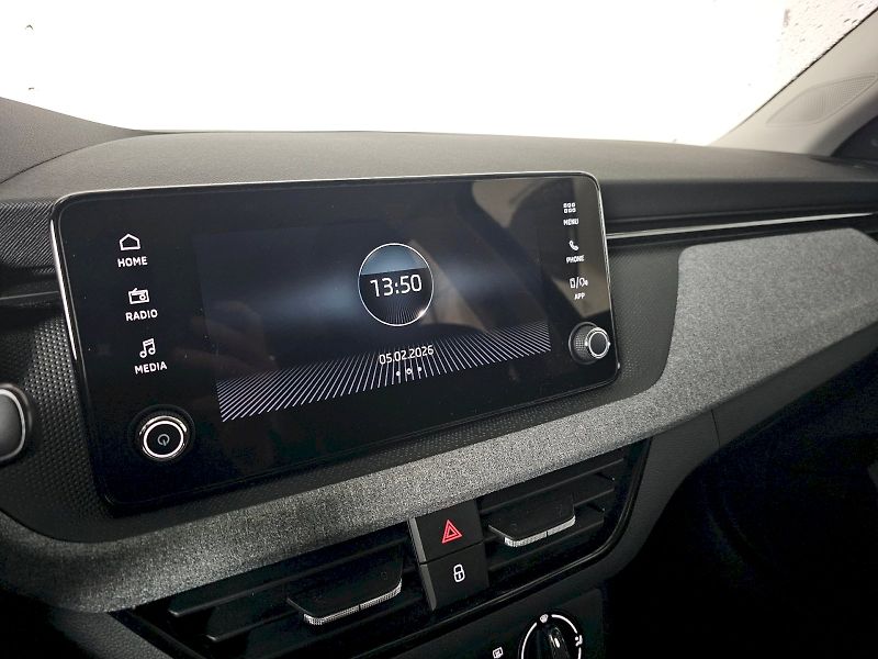 Škoda Scala (2024) 1.0TSI 85kW SELECTION TAŽNÉ - fotka 21 z 27