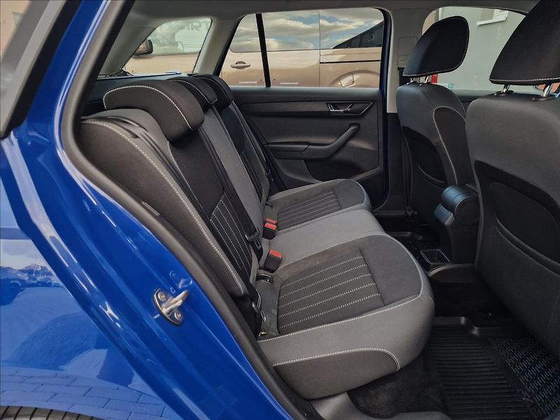 Škoda Fabia 1.0 TSI Style Combi,ČR,1.Maj. - fotka 15 z 48