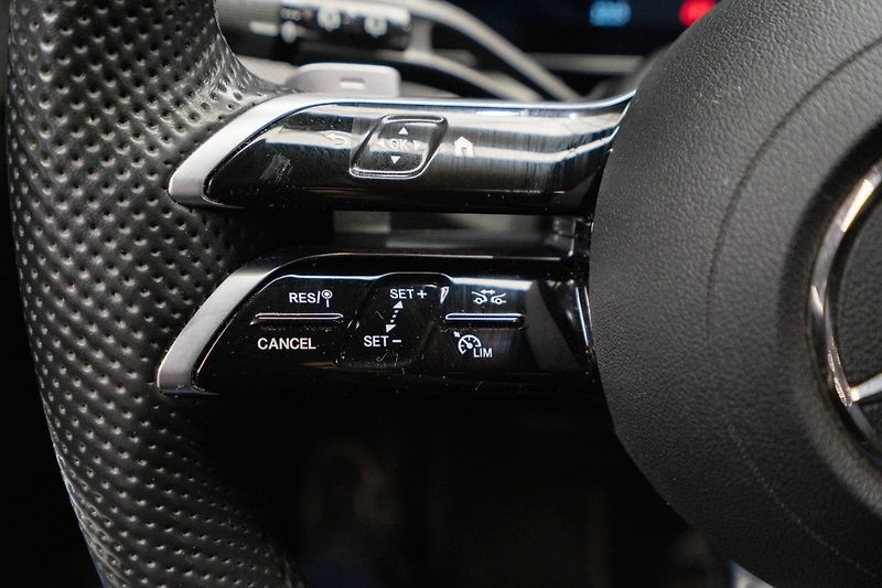 Mercedes-Benz GLC 300 de 4M AMG Distronic DIGI - fotka 11 z 21