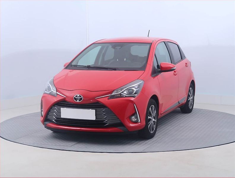 Toyota Yaris (2019) Y20 1.5 Dual VVT-i, Serv.kniha - fotka 2 z 14