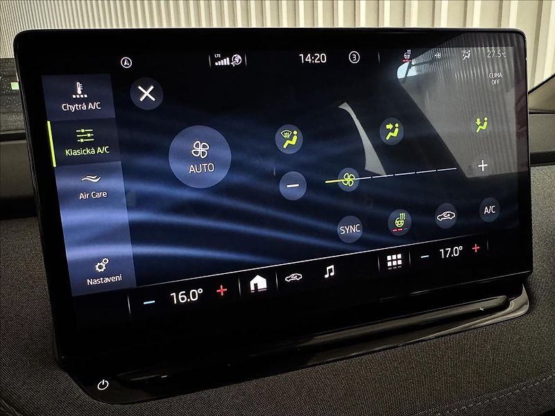 Škoda Enyaq IV80 150kW TAŽNÉ SOH 88% - fotka 27 z 43