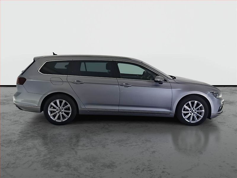 Volkswagen Passat (2021) Elegance 2.0 TDI - fotka 6 z 17