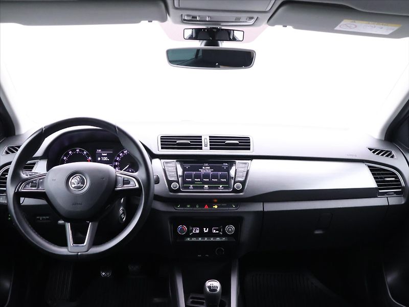 Škoda Fabia 1.2 TSI 81kW CZ Style - fotka 24 z 31