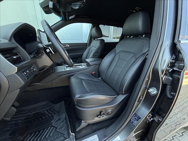 KGM Rexton 2,2 e-XDI 148kW AWD Premium - fotka 18 z 39