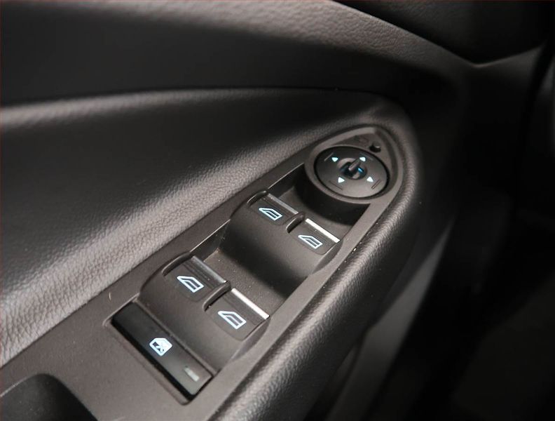 Ford Kuga (2019) 1.5 EcoBoost, Kůže, Navi - fotka 15 z 15