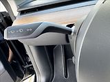 Tesla Model Y 0,0 Long Range 378kW 1.maj DPH - náhled 27